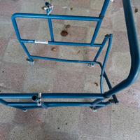 Girello x anziani/ disabili