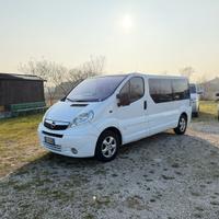 Opel Vivaro 9 posti Lungo