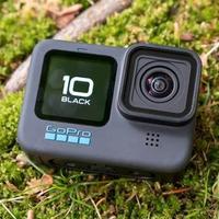 GoPro Hero 10 nuova con accessori e due batterie