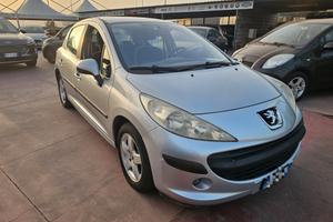 Peugeot 207 1.4 HDi 70CV 5p. ONE Line