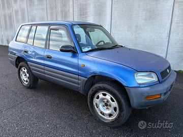 Toyota rav 4 2.0 benz solo export!