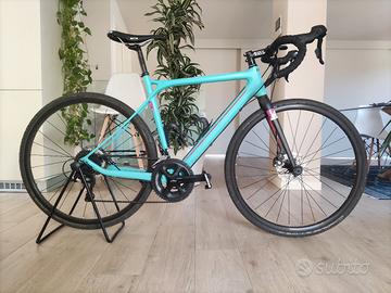 Bicicletta Gravel - GT Grade Carbon Expert (tg.53)