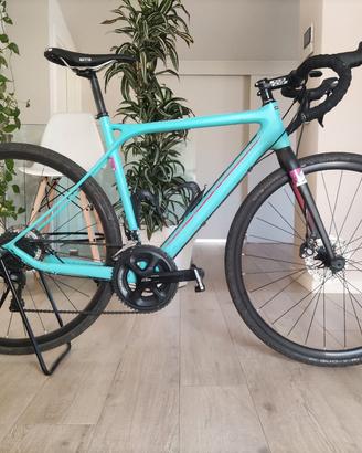 Bicicletta Gravel - GT Grade Carbon Expert (tg.53)