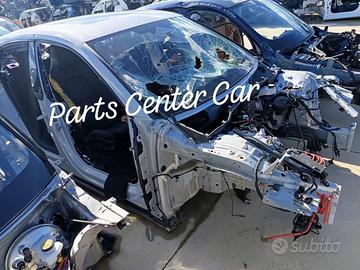 Scocca per taglio lamiera porsche macan 2025