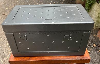 Baule forziere militare antico