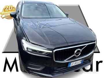 VOLVO XC60 XC60 II 2.0 b4 Momentum Pro Awd auto
