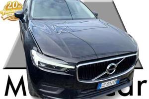 VOLVO XC60 XC60 II 2.0 b4 Momentum Pro Awd auto