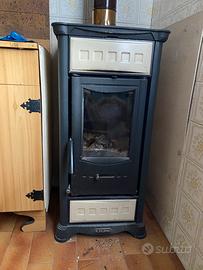 Stufa a legna da interno