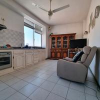 Appartamento bilivelli con terrazza panoramica