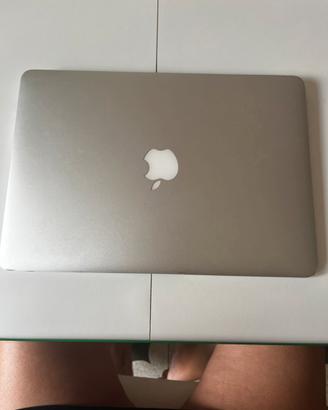 MacBook Air 13-inch