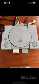 Playstation 1 + 4 Giochi