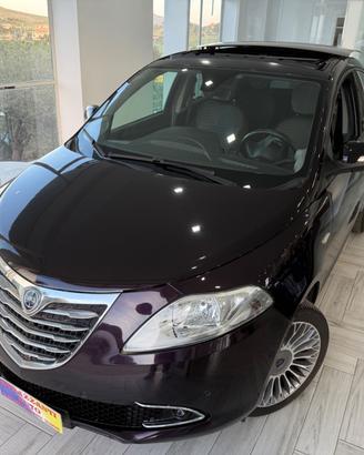 Lancia Ypsilon 1.3MJT95cv Platinum+TETTO APRIBILE2