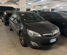 Opel astra 1.4 turbo benzina 2012 140cv cosmo