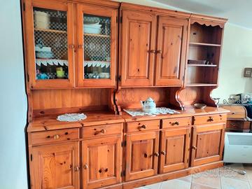 Credenza in legno massello