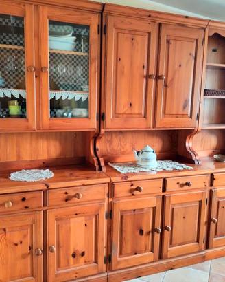 Credenza in legno massello