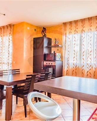 cucina, sala, camera da letto