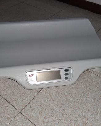 Bilancia pesa bambini elettronica ADE