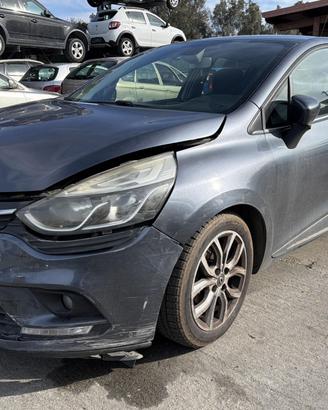RICAMBI USATI AUTO RENAULT Clio Serie IV K9KE6 Die