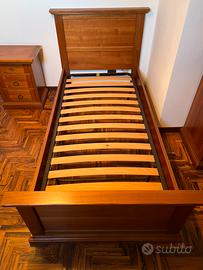 Letto singolo in legno massello