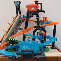 Hot Wheels Mega Autolavaggio Playset