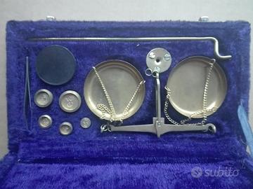 Bilancia di precisione, tascabile