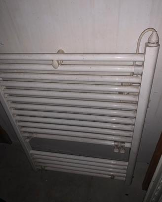 2 termosifoni acciaio tubolare e elettrico