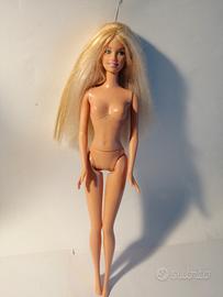Barbie con vita gommosa ever flex