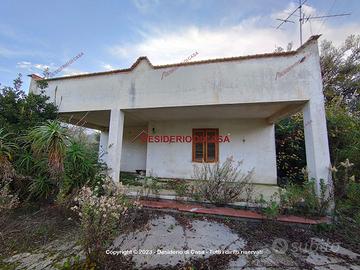Casa, Calatafimi Alta - Molara - Villa Tasca, Pale
