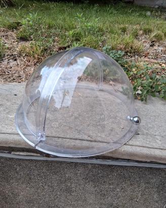 Cloche rotonda apribile a metà