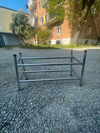 appoggia scarpe in metallo