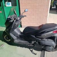 Yamaha X-Max 250 - 2014