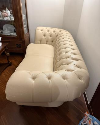 Divani in pelle beige