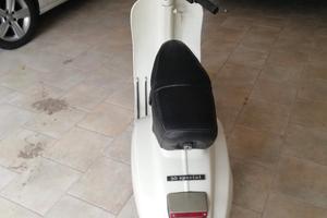 vespa 50 special
