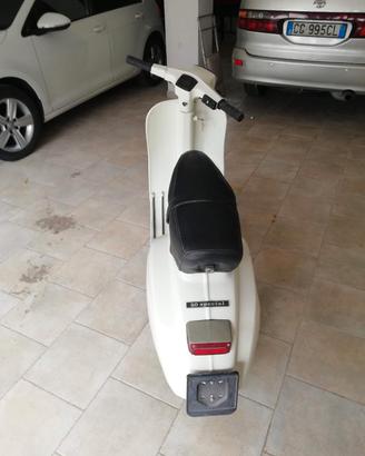 vespa 50 special