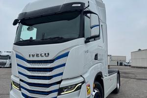 Iveco S-Way 570