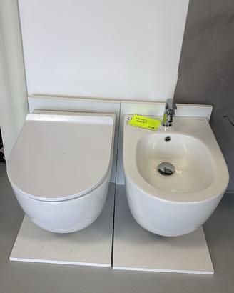 Sanitari sospesi