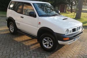 NISSAN TERRANO 2.7 TD