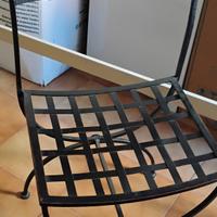 Robusta sedia in ferro battuto pieno