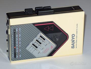 Walkman Sanyo MGR77 AM/FM Stereo Radio Cassette