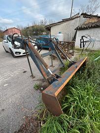 Pala Meccanica per Trattore Cingolato