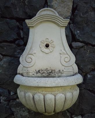 Fontana in pietra fontanella cemento per giardino