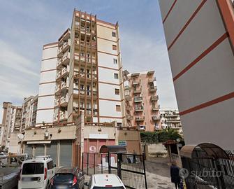 BARI - ZONA POLICLINICO -2 CAMERE SINGOLE ARREDATE