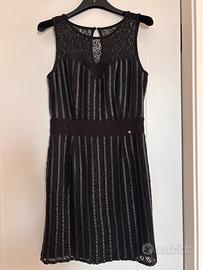 Guess - miniabito in pizzo e pelle per serate