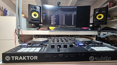 TRAKTOR  S4mk3 (+ custodia UDG)