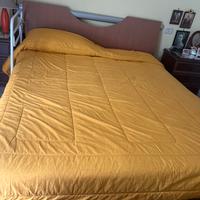 Letto con cassettone e materasso