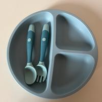 Piatto azzurro con ventose in silicone