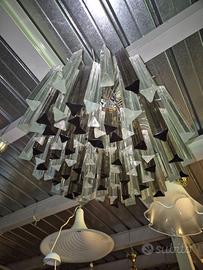 lampadario in stile Mid-Century moderno è realizza