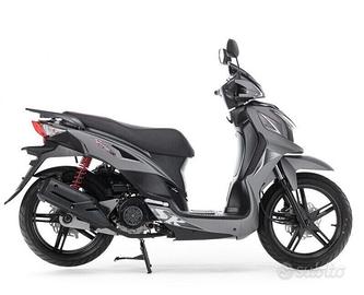 Sym Symphony SR 125 Bauletto in omaggio !