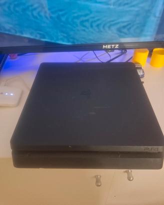 ps4 come nuova +2 jostik