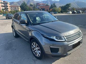 • Range Rover Evoque 2.0 TD4 Automatico - 2017 •